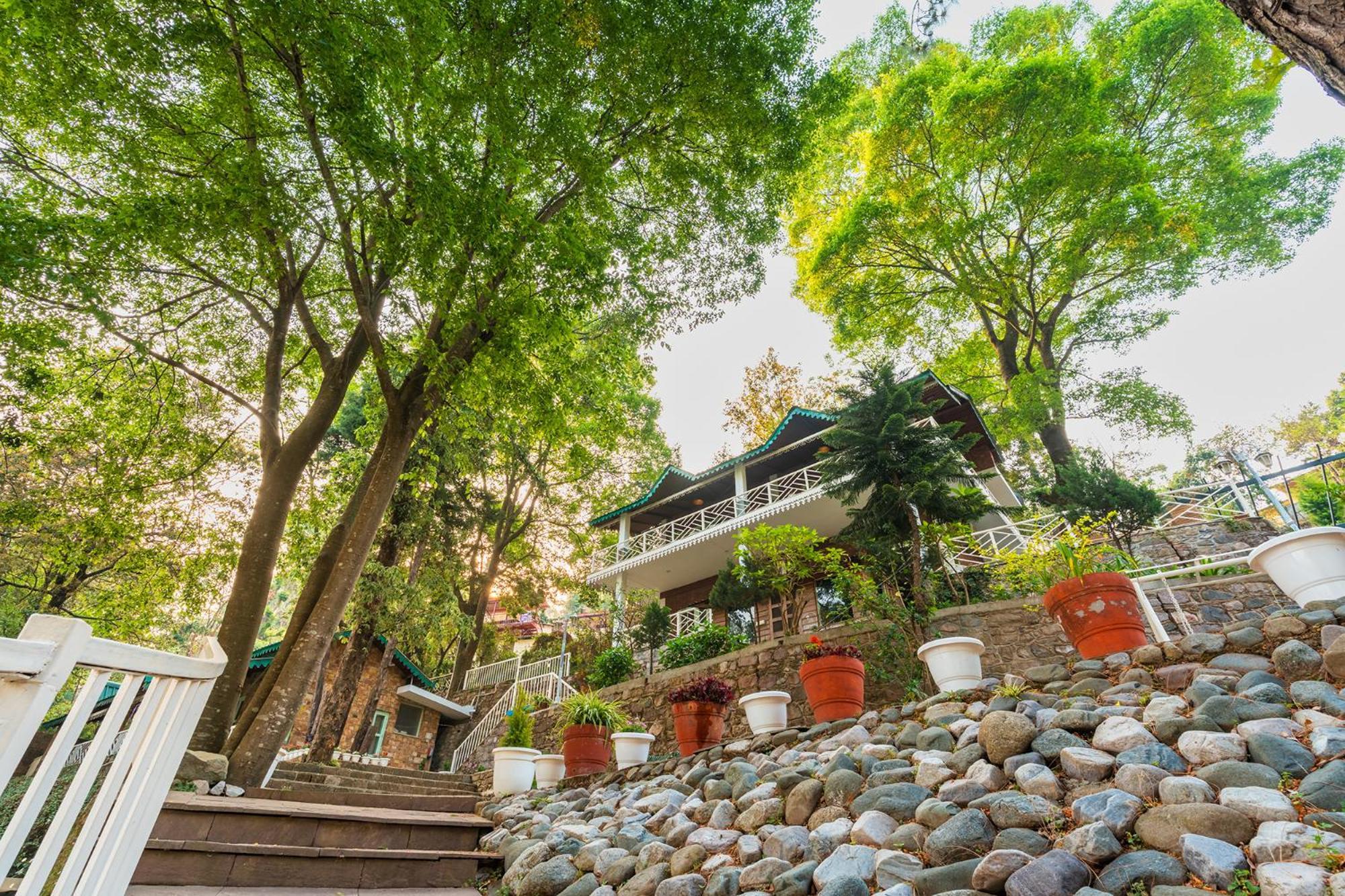 Malusara Retreat By The Lake Bhīm Tāl Exterior foto